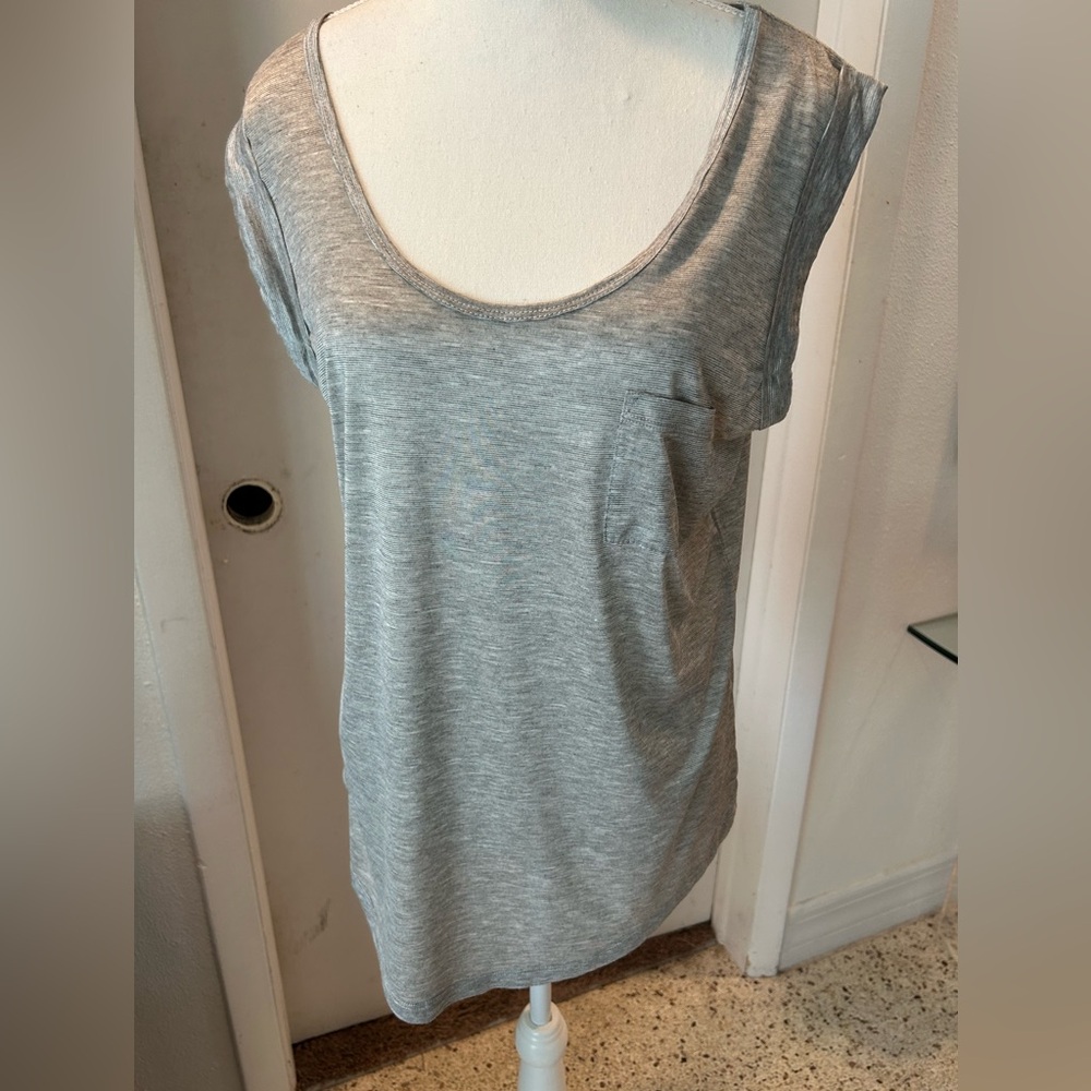 Willi Smith Lightweight Sleeveless Top